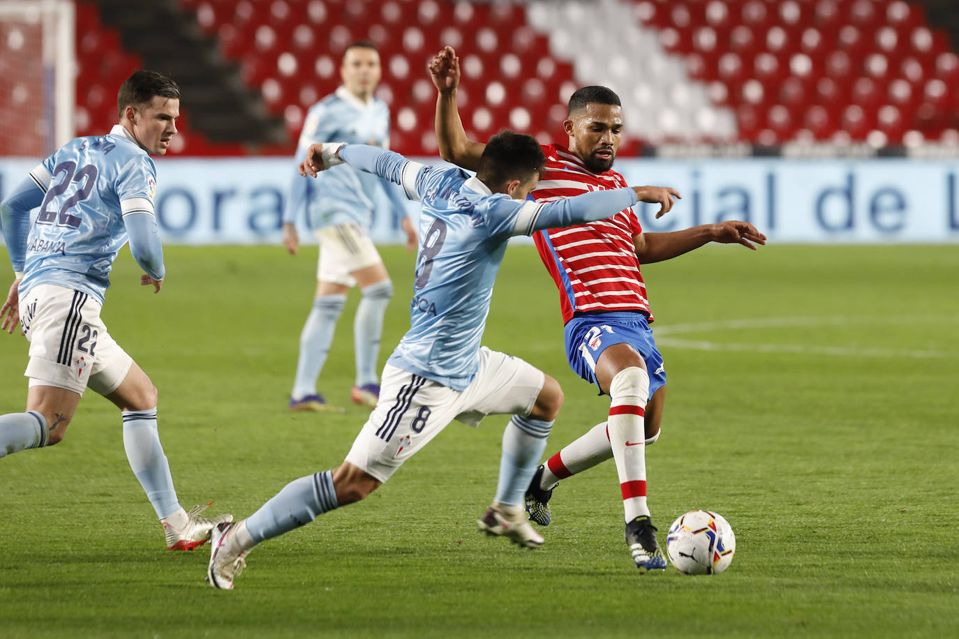 Fotos: Las mejores imágenes del Granada CF- Celta de Vigo