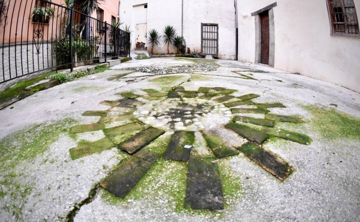 Terremotos en Granada | La leyenda del Pozo Airón de calle Elvira que apaciguaba los seísmos