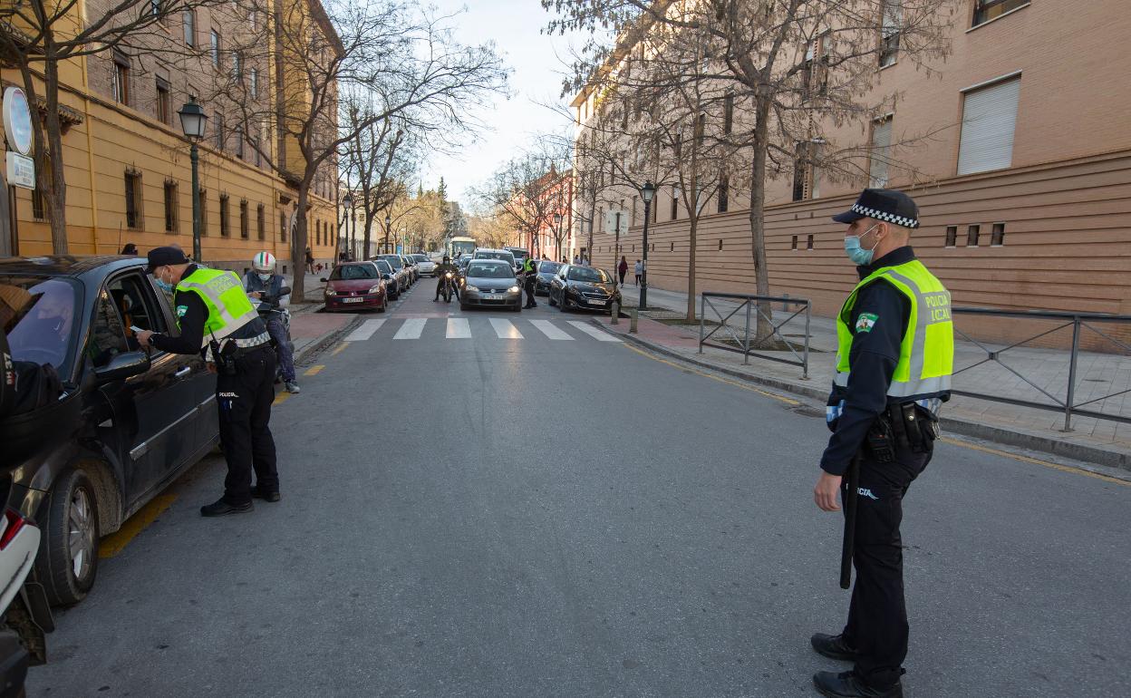 Restricciones en Granada | Todos los nuevos municipios de la provincia confinados o que cierran bares a partir de este miércoles