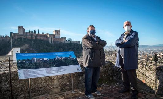 José Vallejo y el doctor Carlos Ballesta, en el carmen de Abén Humeya, sede de la Fundación.
