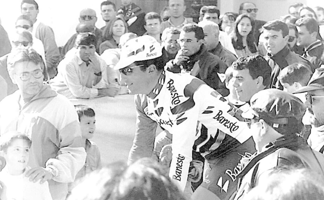 Miguel Indurain vino con sus conquistas en el Tour de Francia. 