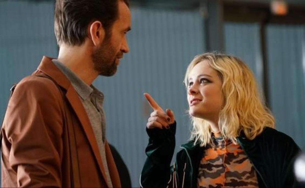 Un momento de la película 'Cosmética del enemigo', de Kike Maíllo.