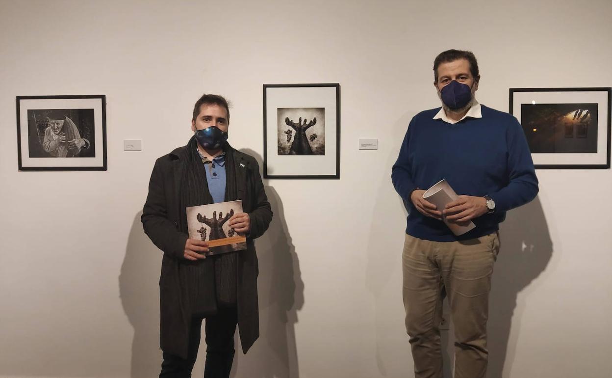 Marcos Antonio García y Luis Jesús García-Lomas en la inauguración de la exposición.