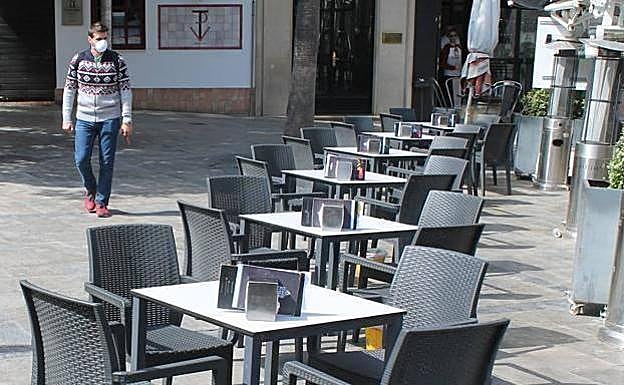 Restricciones en Granada | Los 15 pueblos que seguirán teniendo los bares cerrados