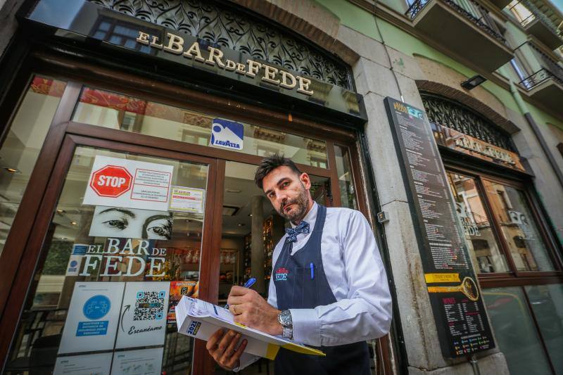 «Tengo 30.000 euros de gastos fijos, no pido que nos den ayudas sino que nos quiten cargas, estamos asfixiados»