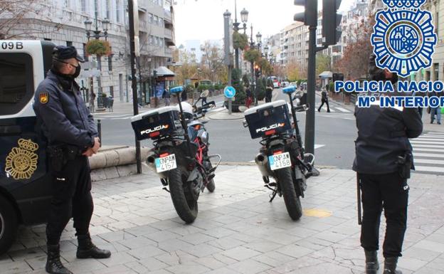 Un matrimonio agrede a una mujer en Granada al discutir por el alquiler de una plaza de garaje