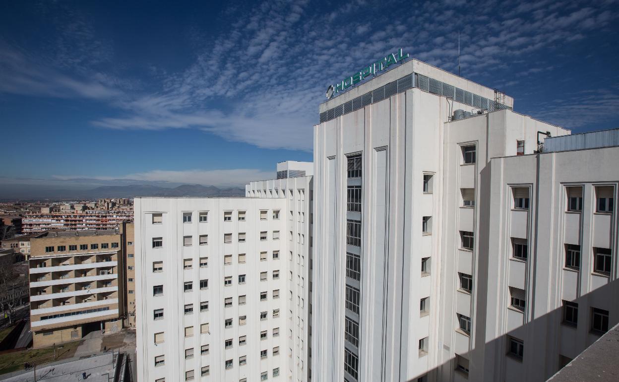 El Hospital Universitario Virgen de las Nieves de Granada. 