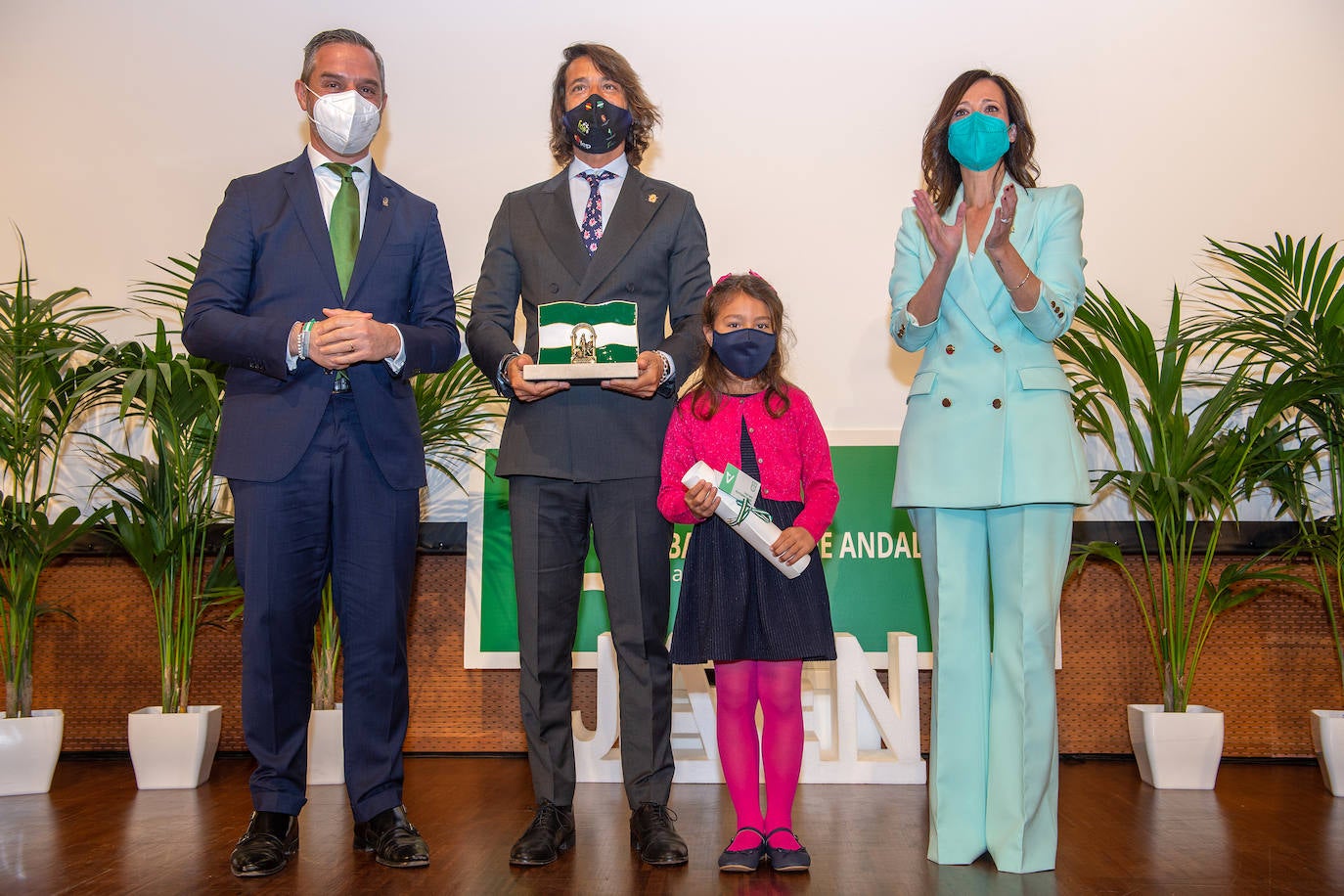 Fotos: Entrega de Banderas de Andalucía en Jaén