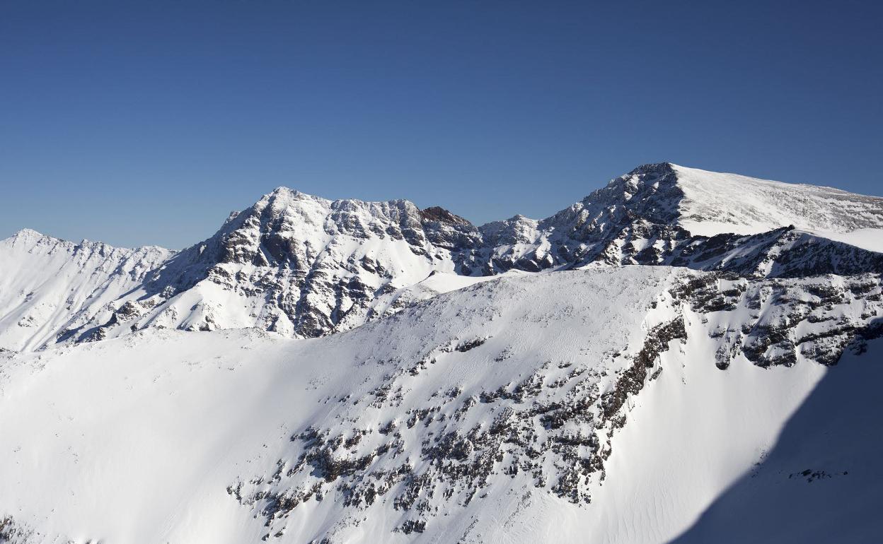 Picos del Mulhacésn y la Alcazaba