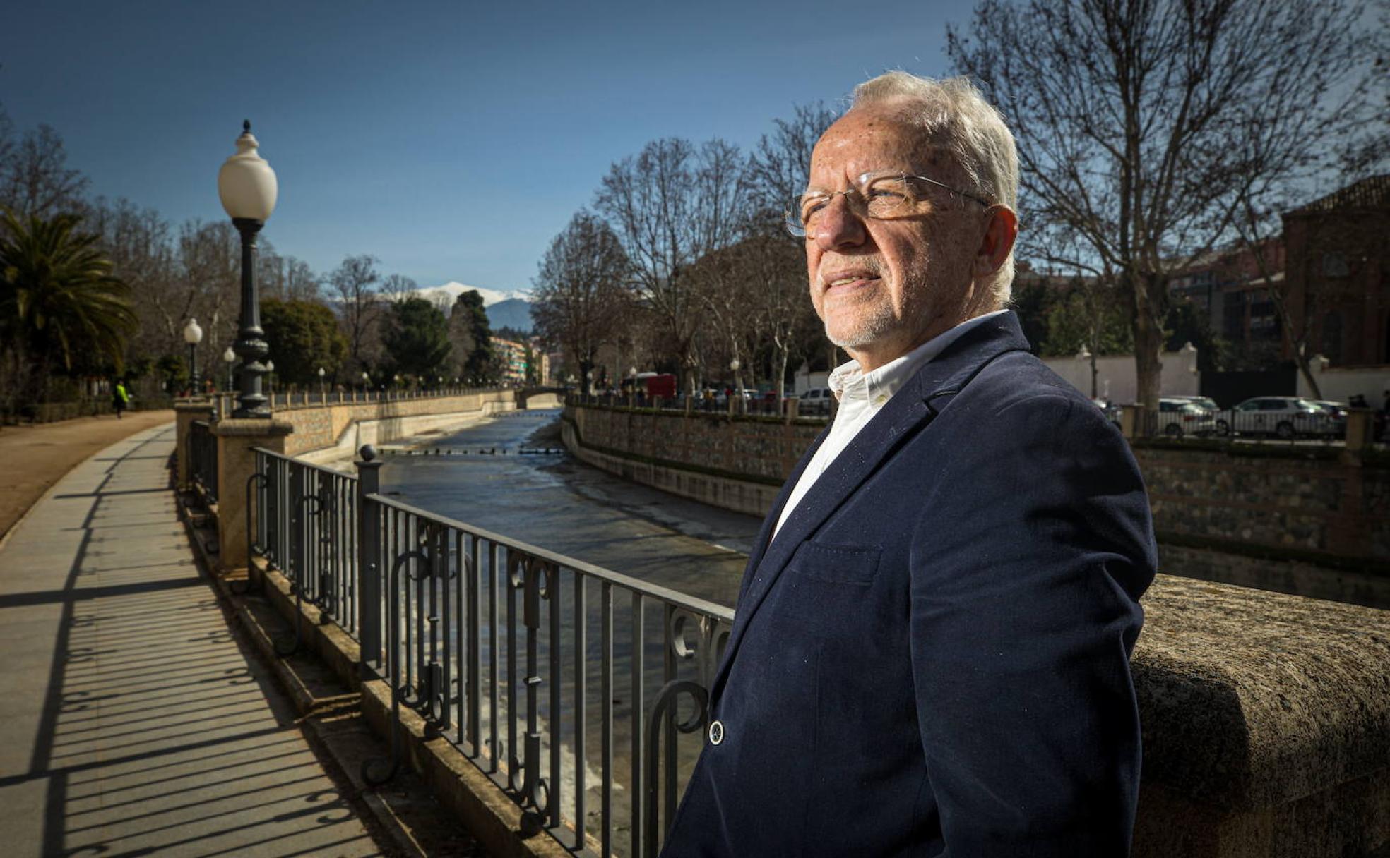 Manuel Pezzi, en el Paseo del Salón de Granada.