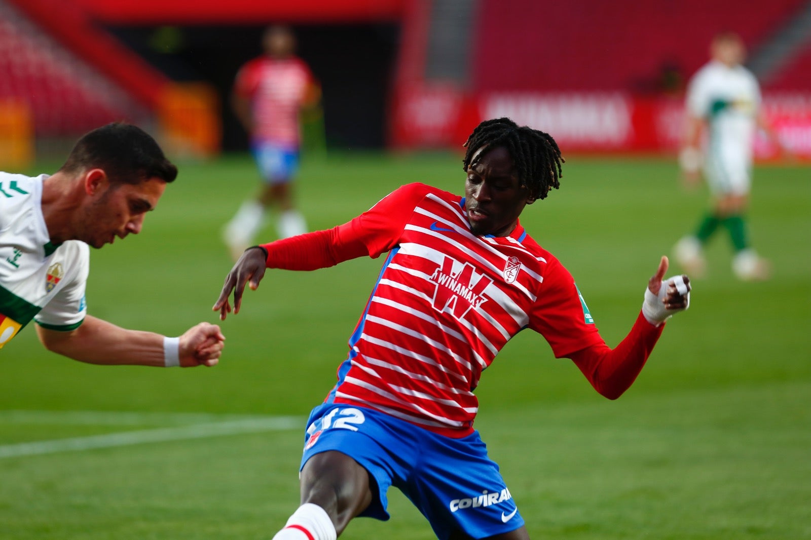 Fotos: Las mejores imágenes del Granada-Elche