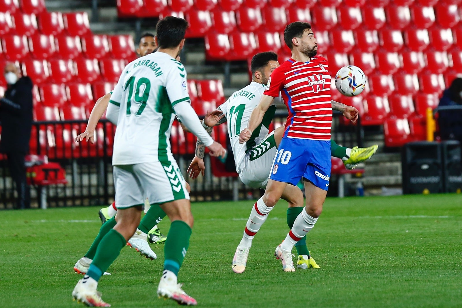 Fotos: Las mejores imágenes del Granada-Elche