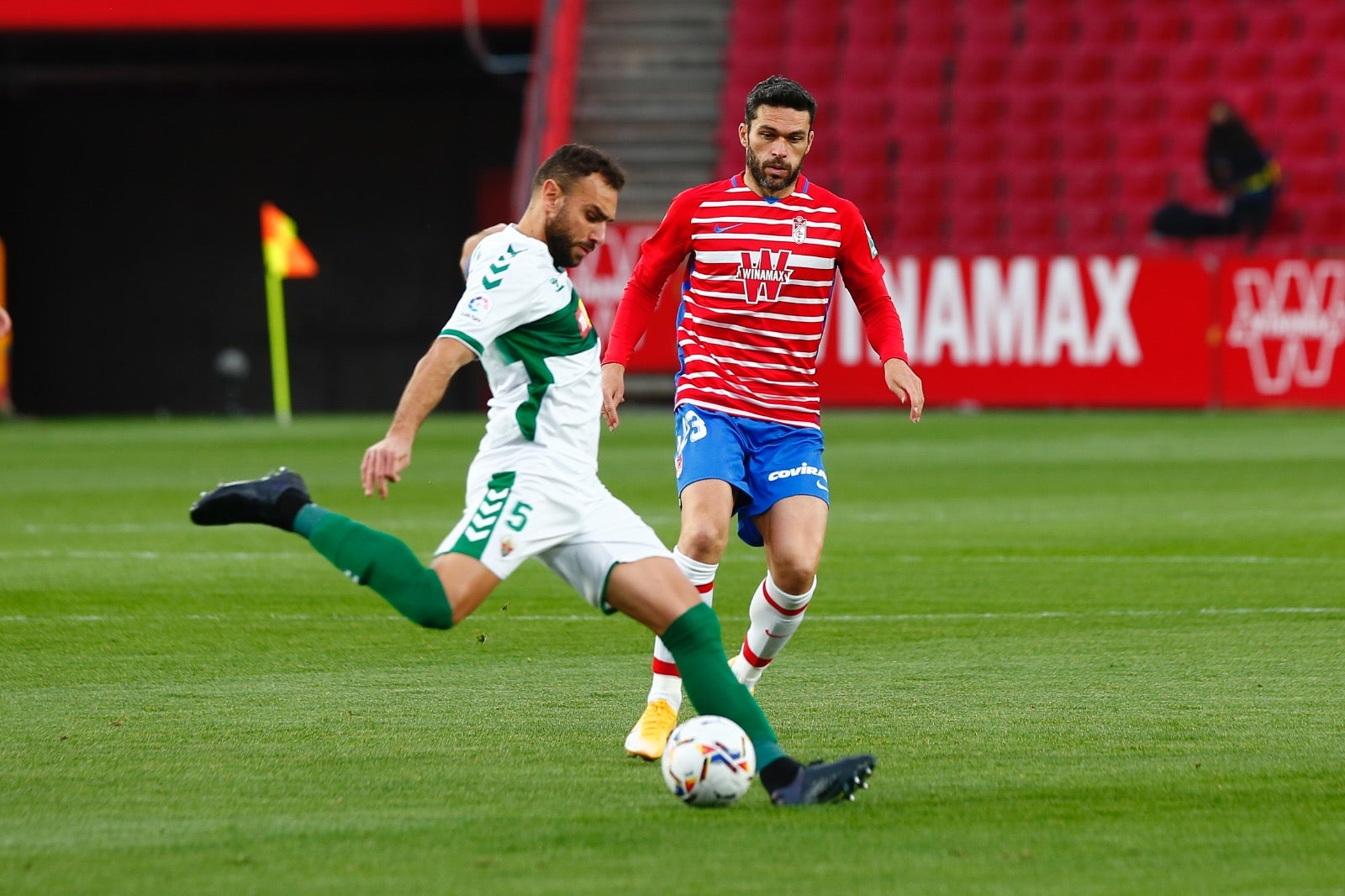 Fotos: Las mejores imágenes del Granada-Elche