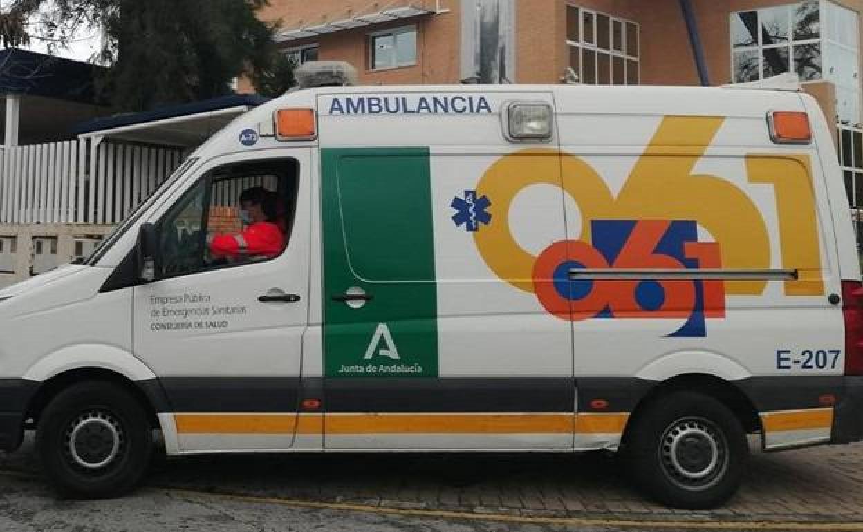 Sucesos en Almería | Fallece un trabajador en Tabernas al caerle piezas de hierro cuando descargaba un camión