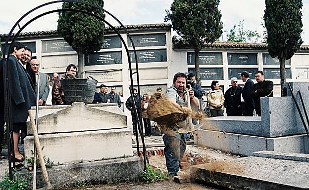 Imagen principal - La segunda muerte de Pedro Antonio de Alarcón