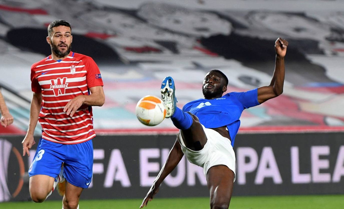 Fotos: Las mejores imágenes del partido Granada-Molde de Europa League