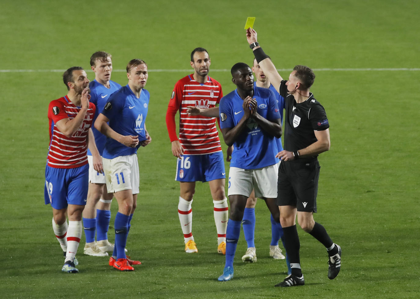 Fotos: Las mejores imágenes del partido Granada-Molde de Europa League