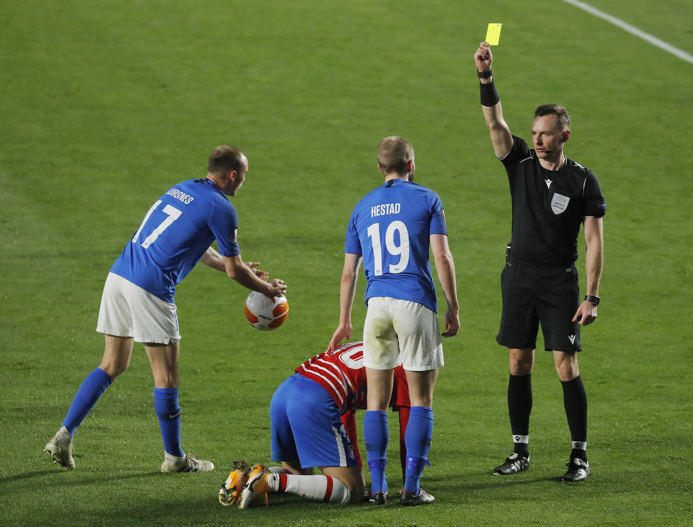 Fotos: Las mejores imágenes del partido Granada-Molde de Europa League