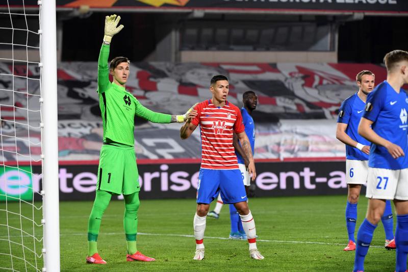 Fotos: Las mejores imágenes del partido Granada-Molde de Europa League