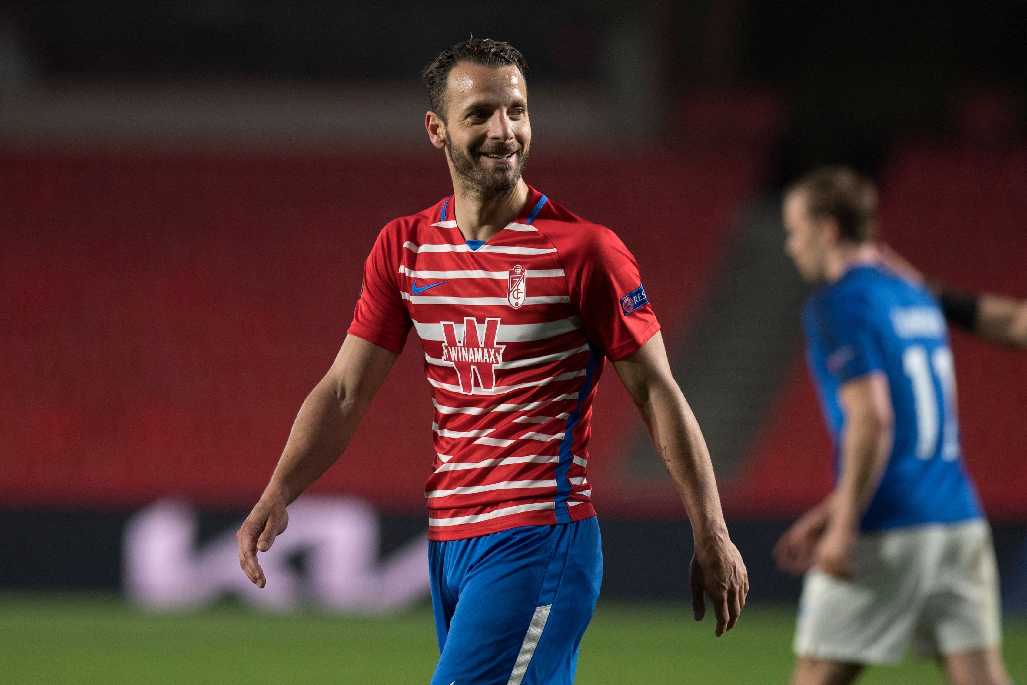 Fotos: Las mejores imágenes del partido Granada-Molde de Europa League