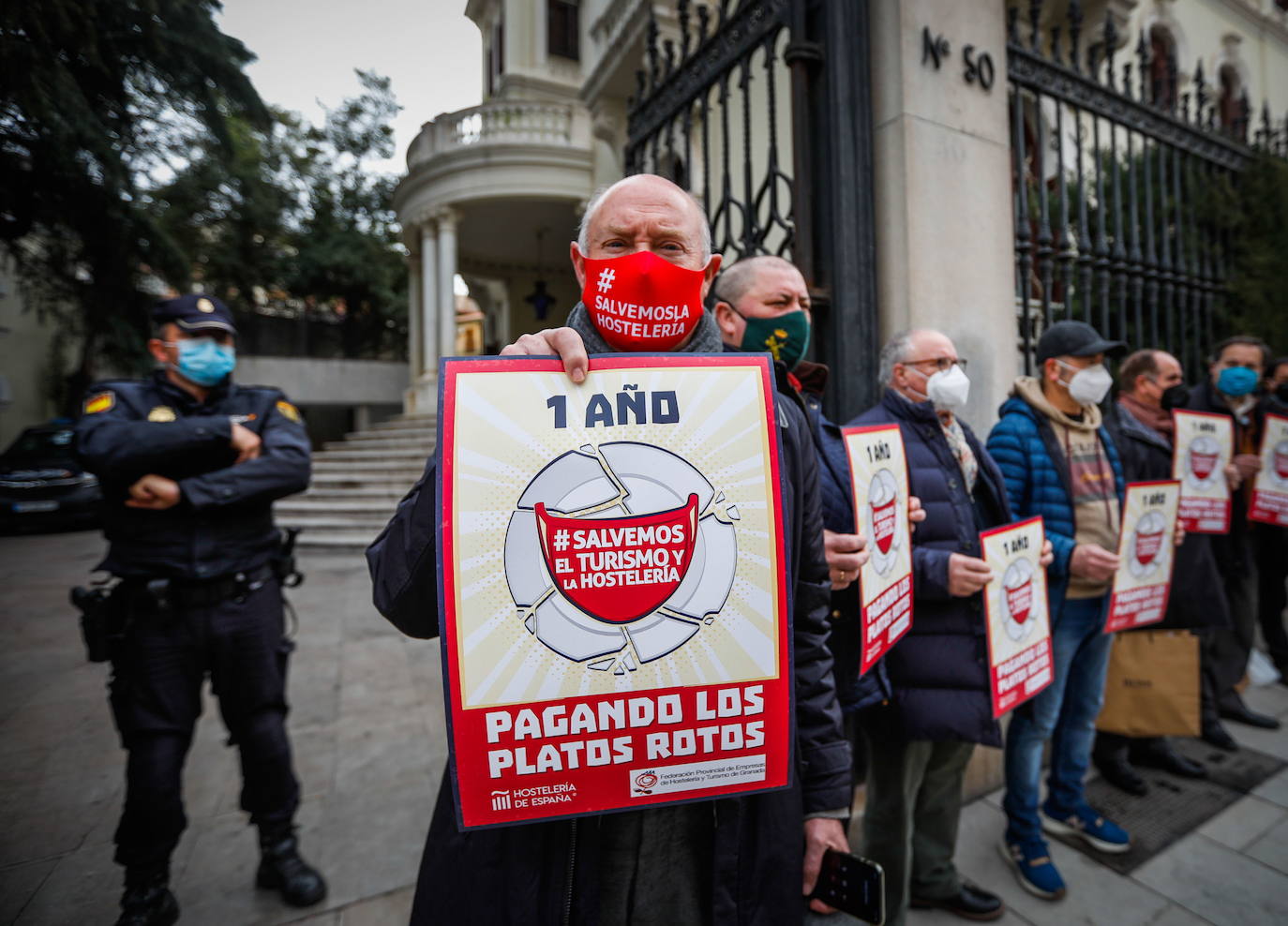 El secretario de la Federación provincial de hostelería durante la última protesa para pedir ayudas. 