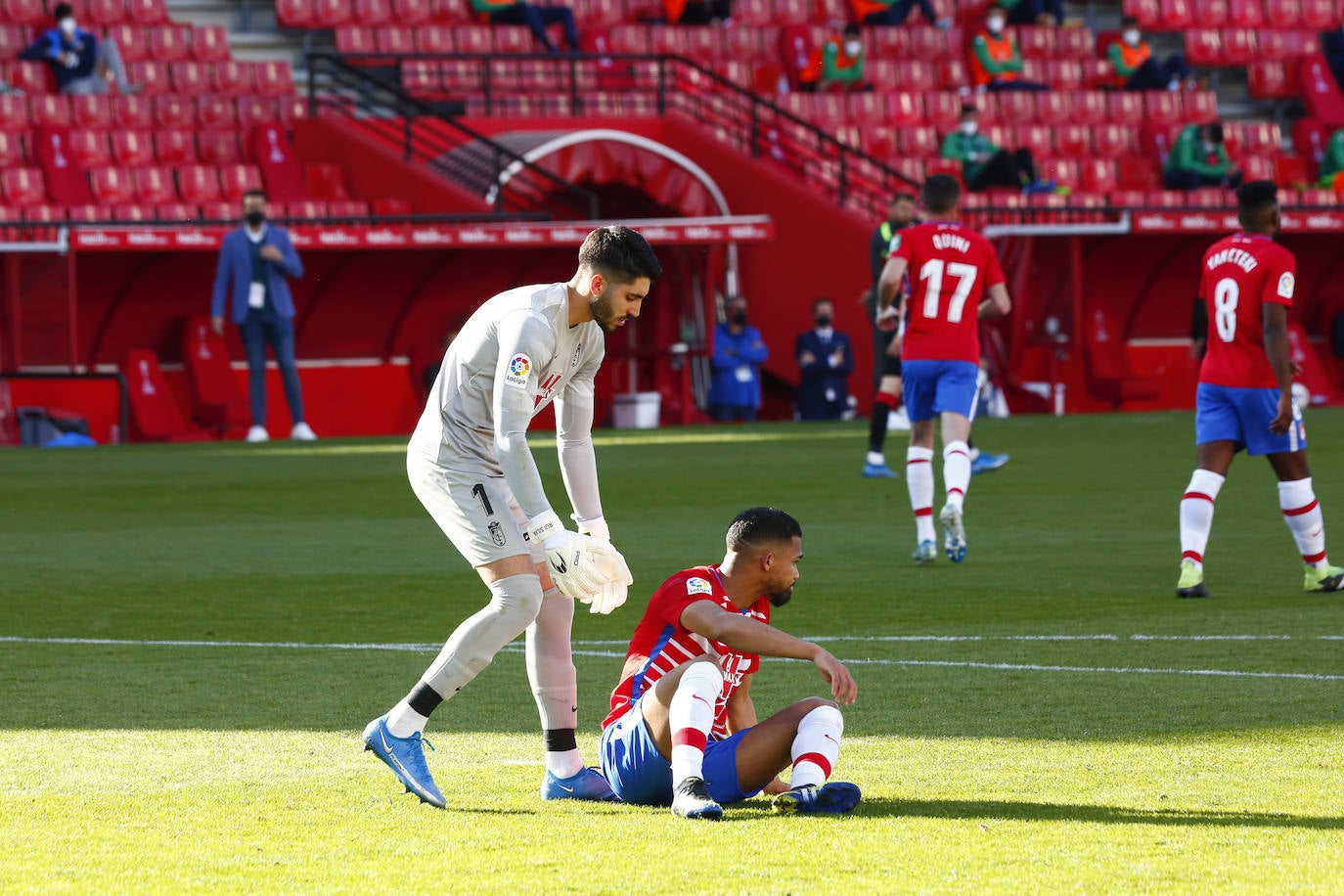 Fotos: Las mejores imágenes del Granada CF - Real Sociedad