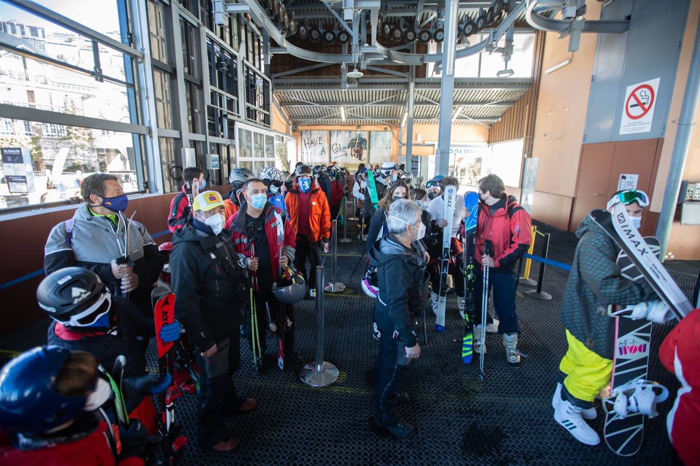 La ocupación hotelera en la estación de esquí se queda bajo mínimos entre semana en un 15% y el sábado y el domingo llega hasta un 30%