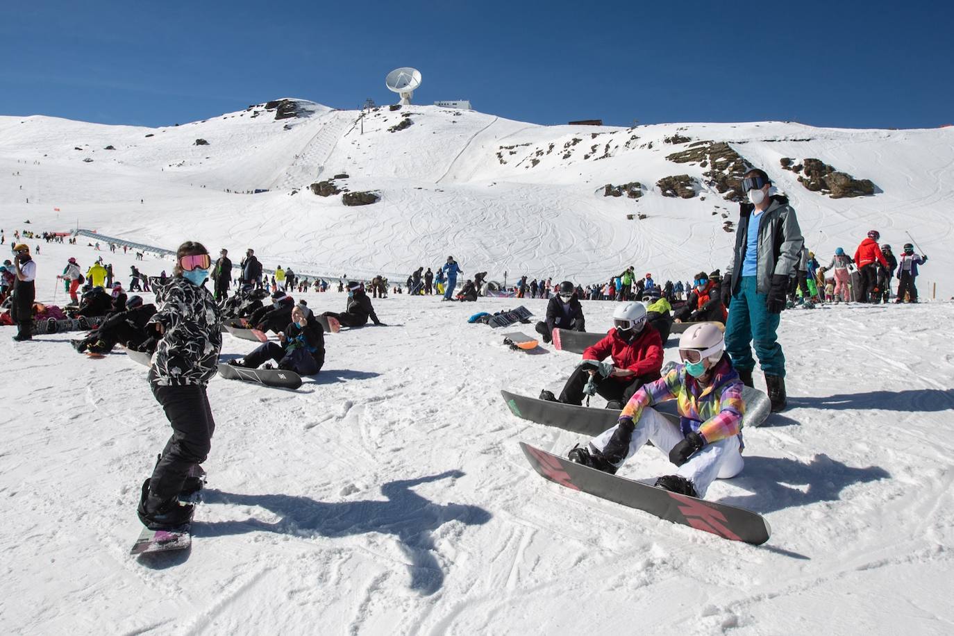 La ocupación hotelera en la estación de esquí se queda bajo mínimos entre semana en un 15% y el sábado y el domingo llega hasta un 30%