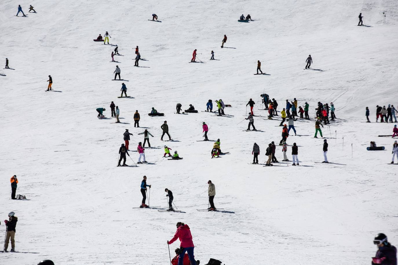 La ocupación hotelera en la estación de esquí se queda bajo mínimos entre semana en un 15% y el sábado y el domingo llega hasta un 30%