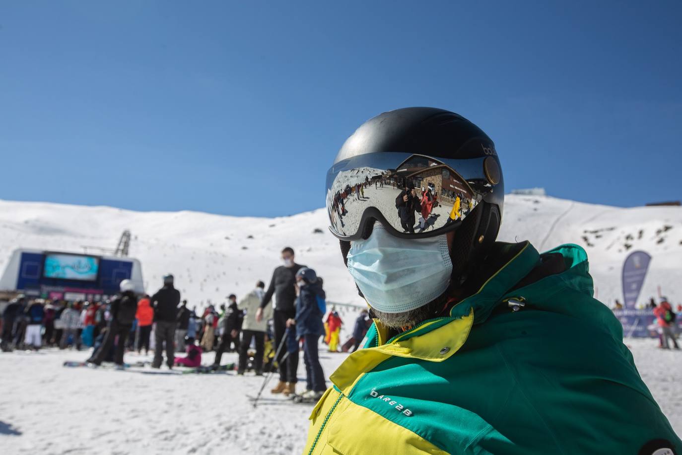 La ocupación hotelera en la estación de esquí se queda bajo mínimos entre semana en un 15% y el sábado y el domingo llega hasta un 30%