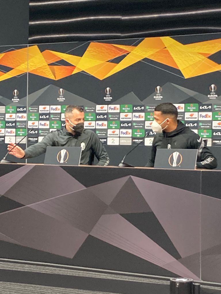 Diego Martínez y Yangel Herrera, justo antes de comenzar la comparecencia de prensa de este miércoles.