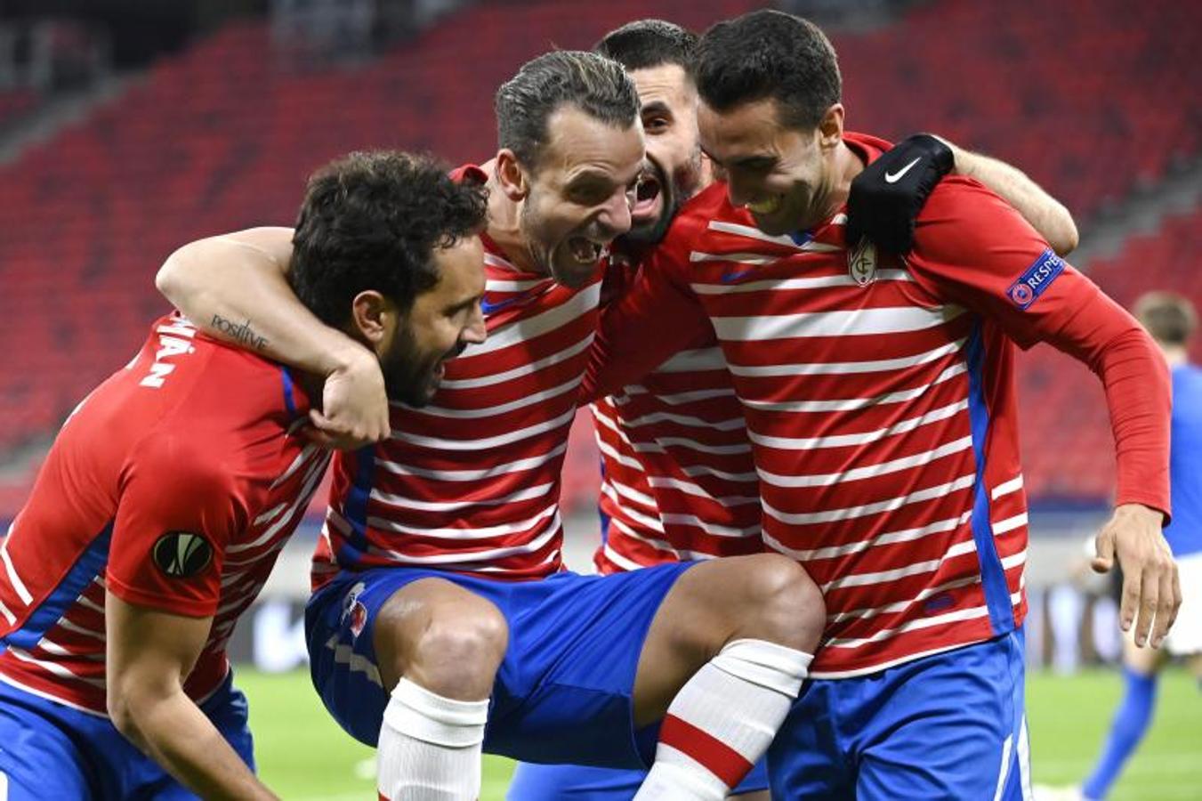 Fotos: Las mejores del Molde-Granada en el estadio Puskas de Budapest