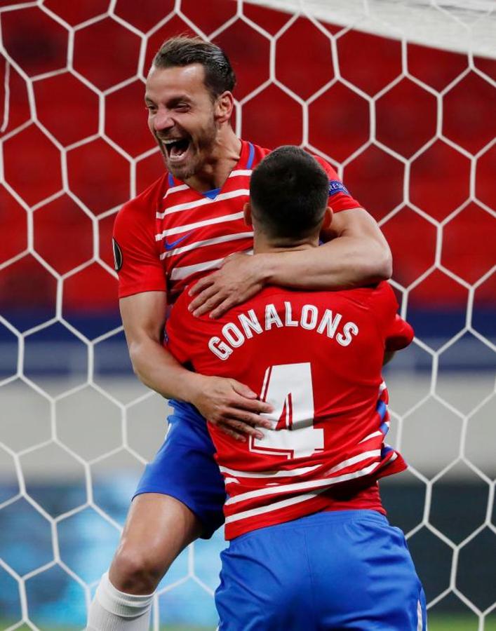 Fotos: Las mejores del Molde-Granada en el estadio Puskas de Budapest