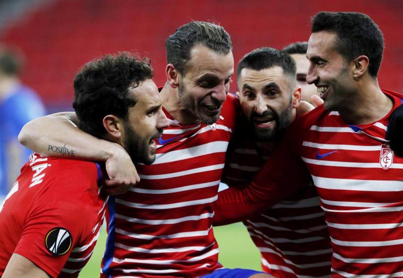 Fotos: Las mejores del Molde-Granada en el estadio Puskas de Budapest