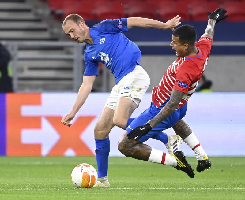 Fotos: Las mejores del Molde-Granada en el estadio Puskas de Budapest