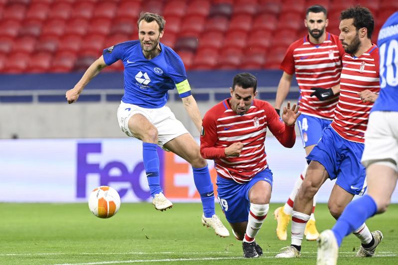 Fotos: Las mejores del Molde-Granada en el estadio Puskas de Budapest