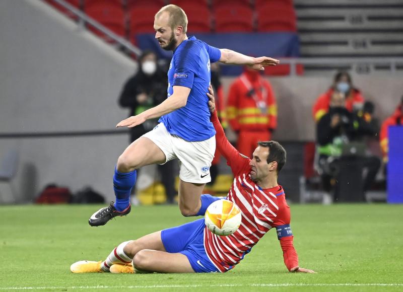Fotos: Las mejores del Molde-Granada en el estadio Puskas de Budapest