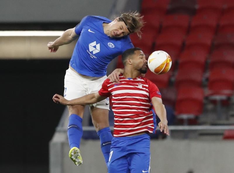 Fotos: Las mejores del Molde-Granada en el estadio Puskas de Budapest