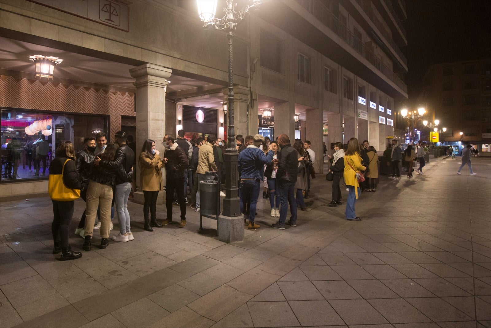 Las calles del centro, muy concurridas con los nuevos horarios comerciales y de hostelería.