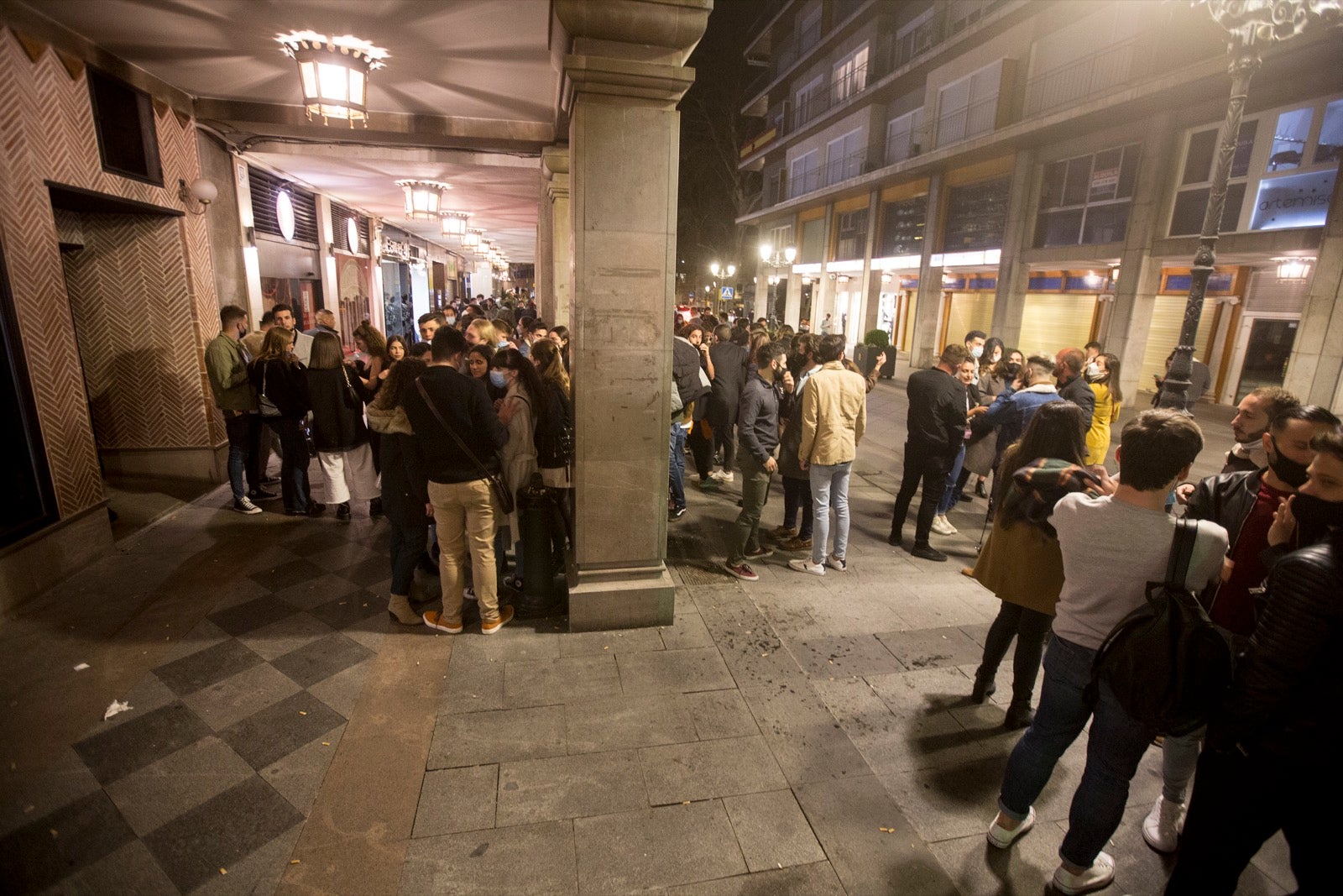 Las calles del centro, muy concurridas con los nuevos horarios comerciales y de hostelería.