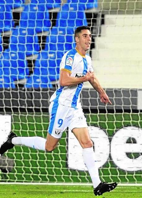 Imagen - Sabín Merino no necesita ser el que más partidos lleva jugados de titular. Tampoco el que más minutos lleva. Pero sí es el máximo realizador de un Leganés con los goles repartidos. Autor de ocho dianas en este curso. 