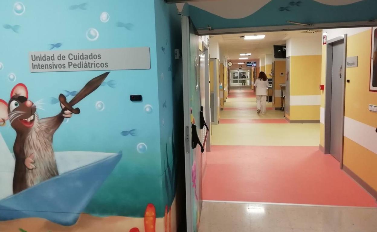 Instalaciones de la UCI pediátrica del hospital Materno Infantil de Granada.