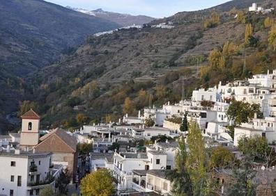 Imagen secundaria 1 - Senderismo en Granada | Ruta primaveral por el Valle del Poqueira en la Alpujarra