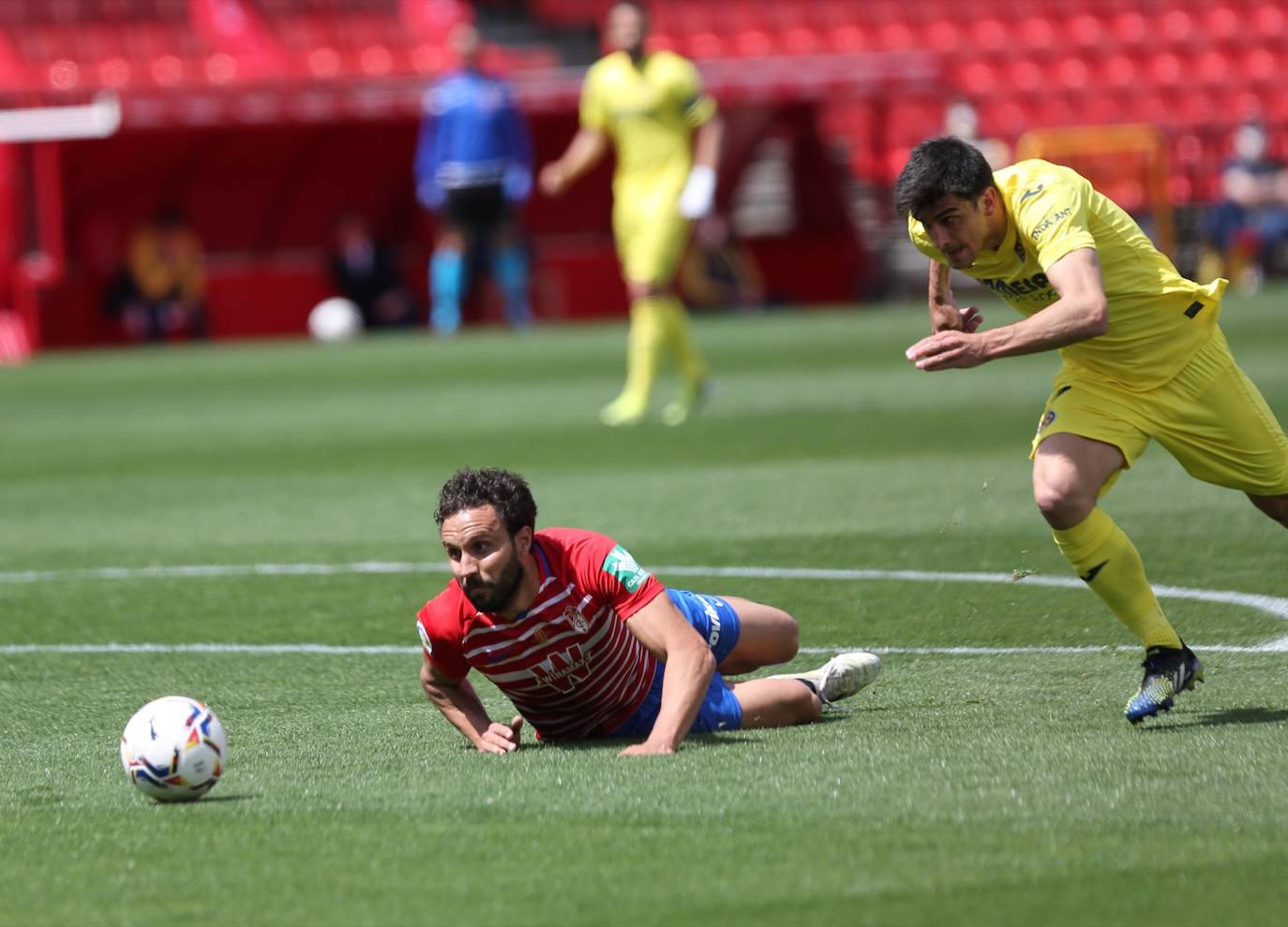 Fotos: Las mejores imágenes del Granada - Villarreal
