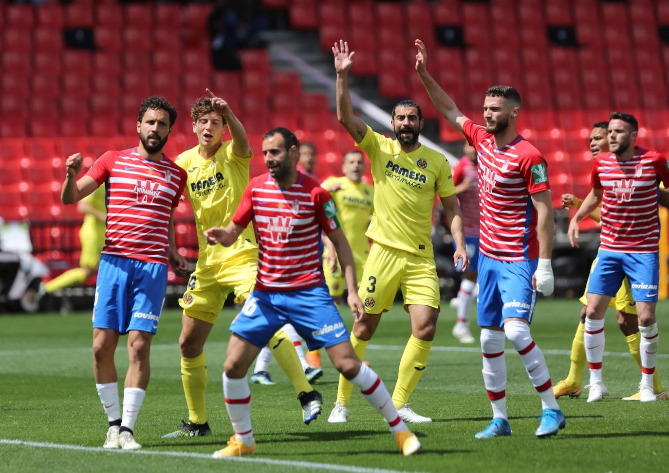 Fotos: Las mejores imágenes del Granada - Villarreal