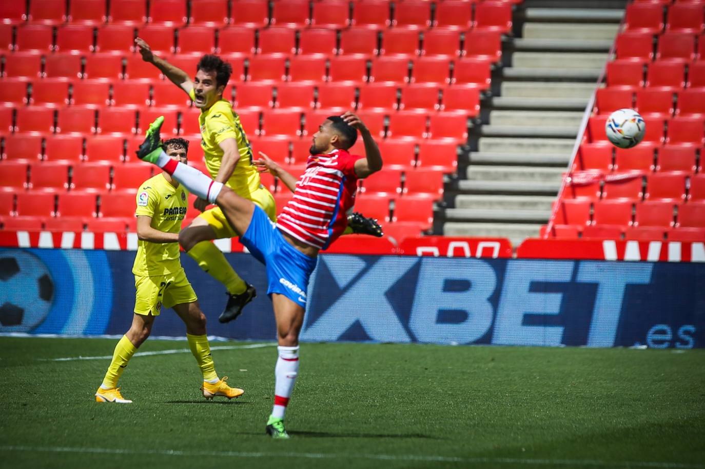 Fotos: Las mejores imágenes del Granada - Villarreal