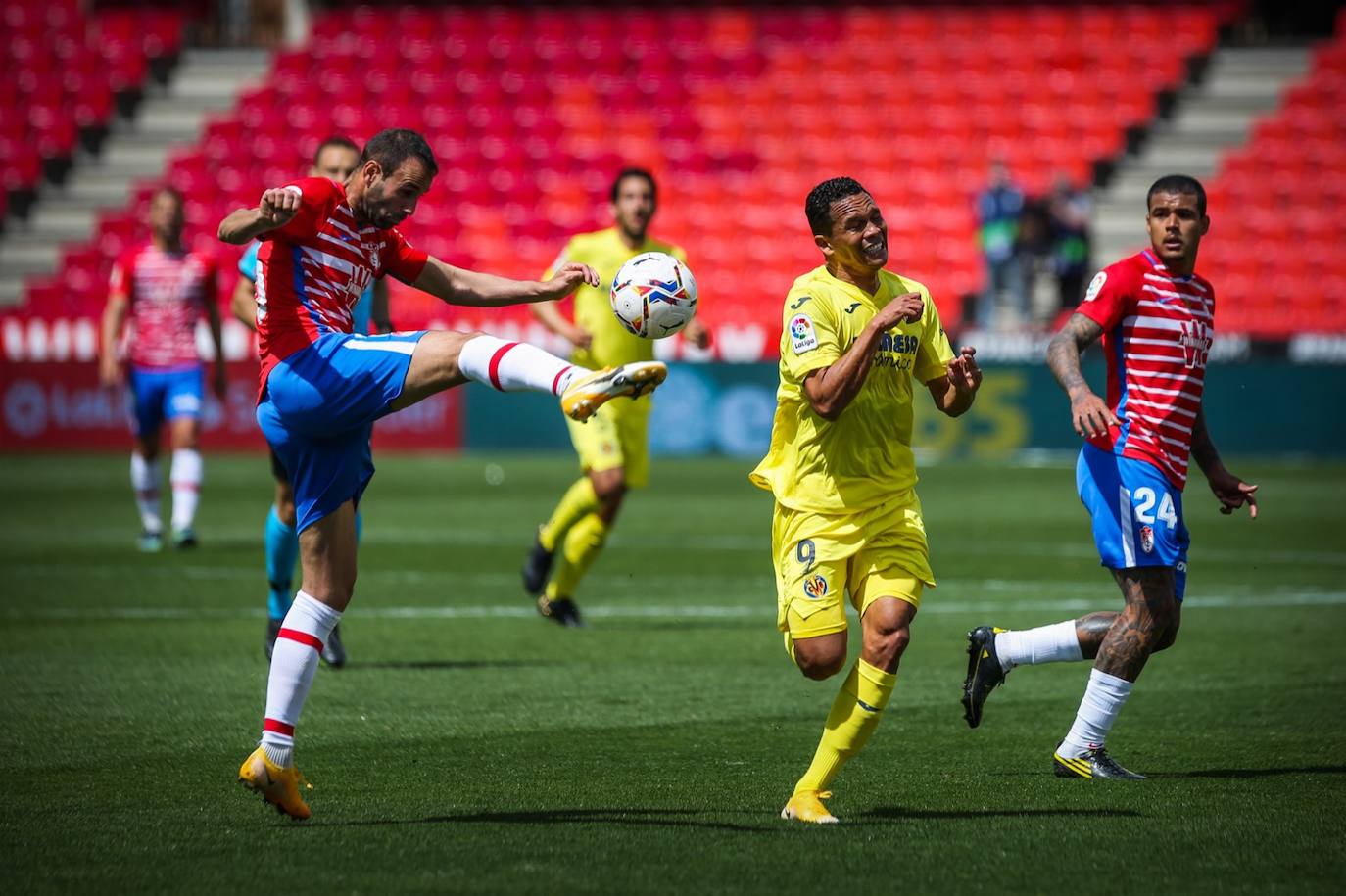 Fotos: Las mejores imágenes del Granada - Villarreal