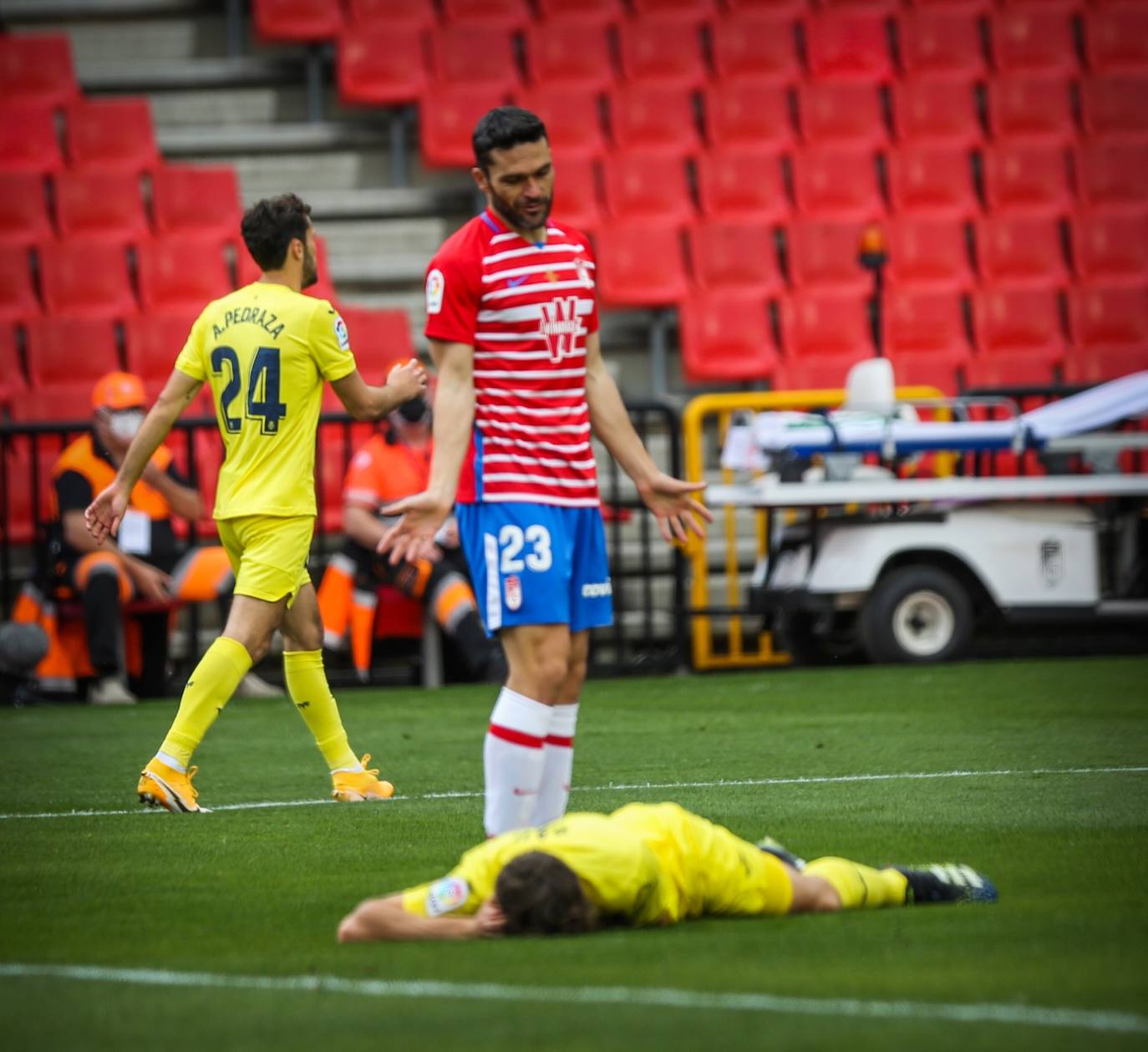 Fotos: Las mejores imágenes del Granada - Villarreal