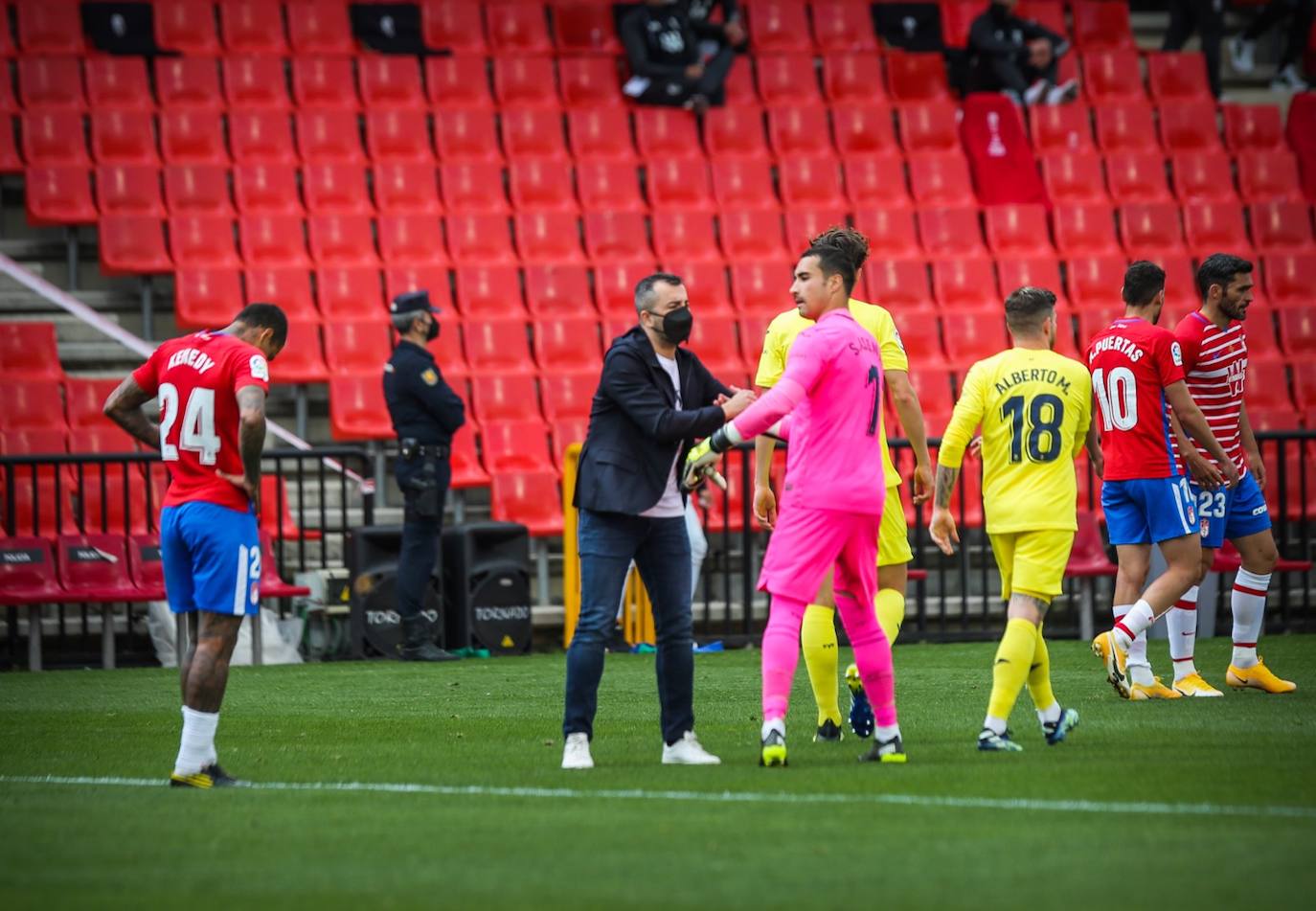 Fotos: Las mejores imágenes del Granada - Villarreal