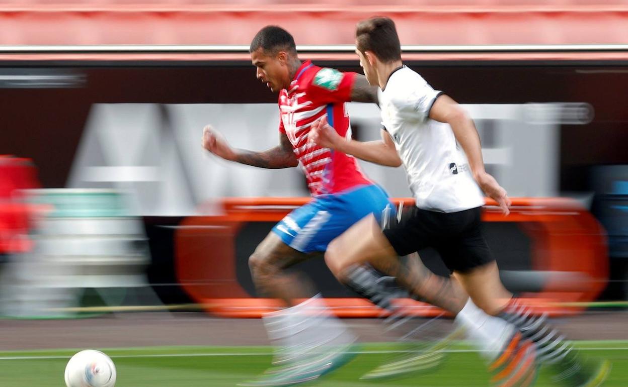 Soldado y Kenedy conocen el camino